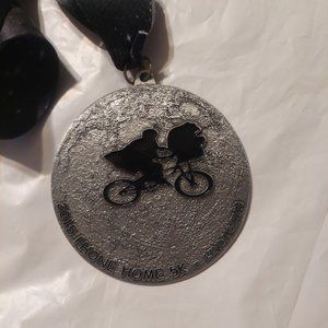 PHONE HOME 5k medal